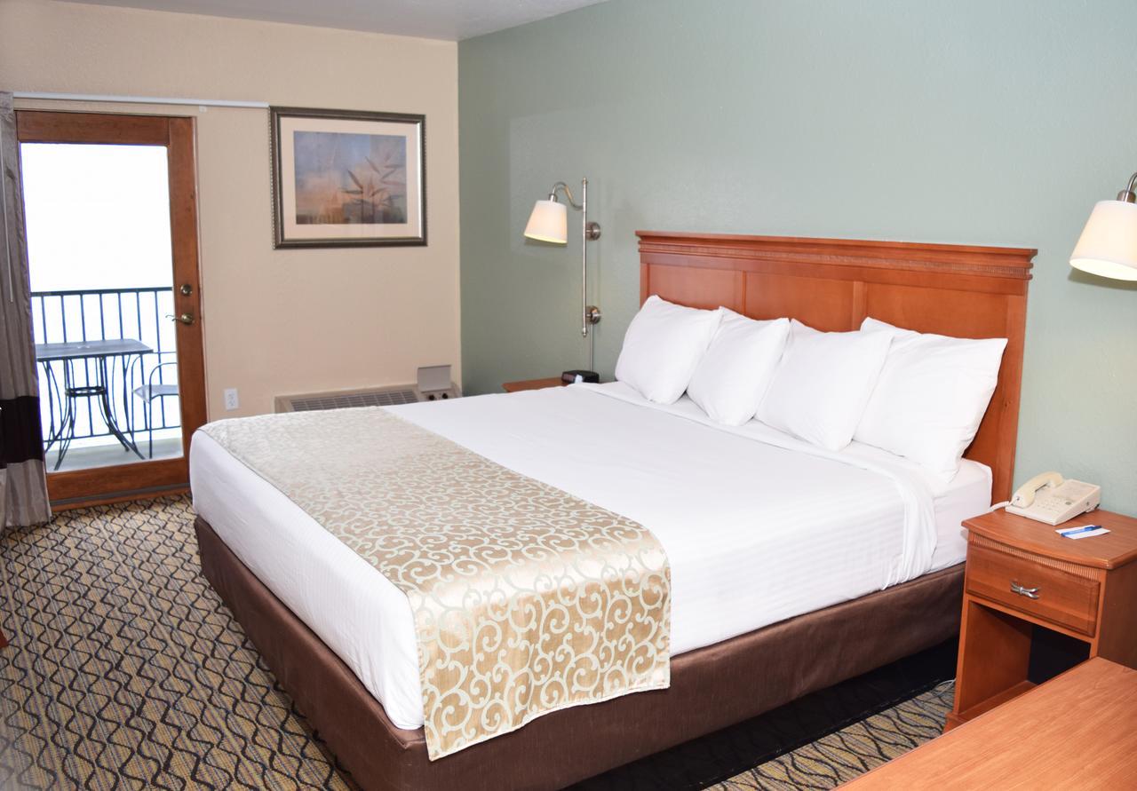 Beachfront Hotel Houghton Lake Exterior foto